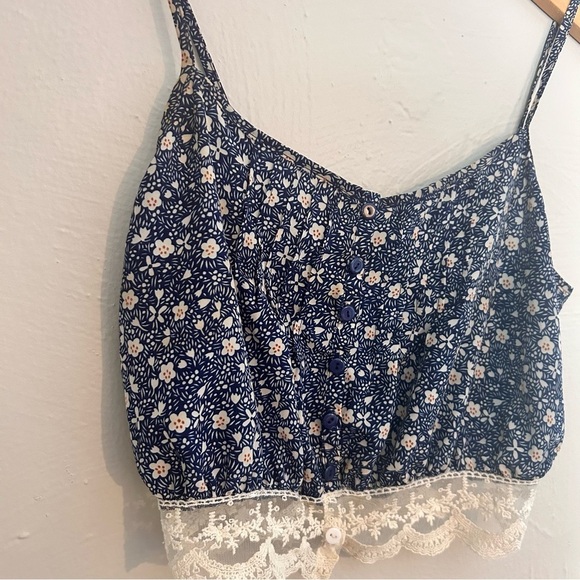 Lucca Couture Blue Floral Button Up Crop Top Lace Detail Size Small - Picture 3 of 11